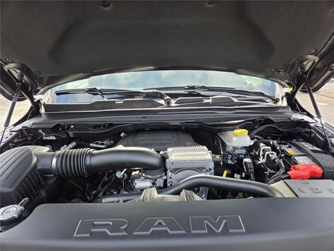 New 2026 RAM 1500 Laramie w/ Laramie Southwest Edition AWD/4WD image 29