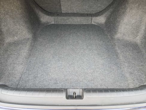 Used 2018 Honda Accord Touring image 32
