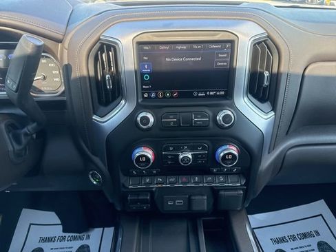 Used 2020 GMC Sierra 2500 SLT w/ SLT Premium Plus Package AWD/4WD image 11