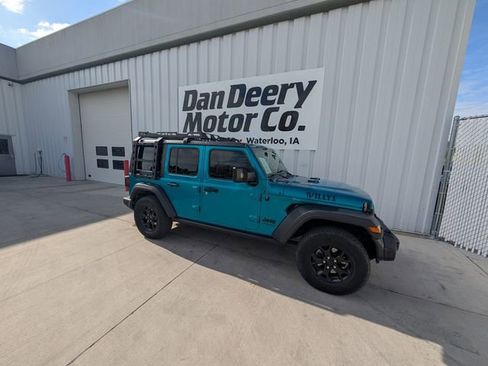 Used 2020 Jeep Wrangler Unlimited Sport AWD/4WD image 19