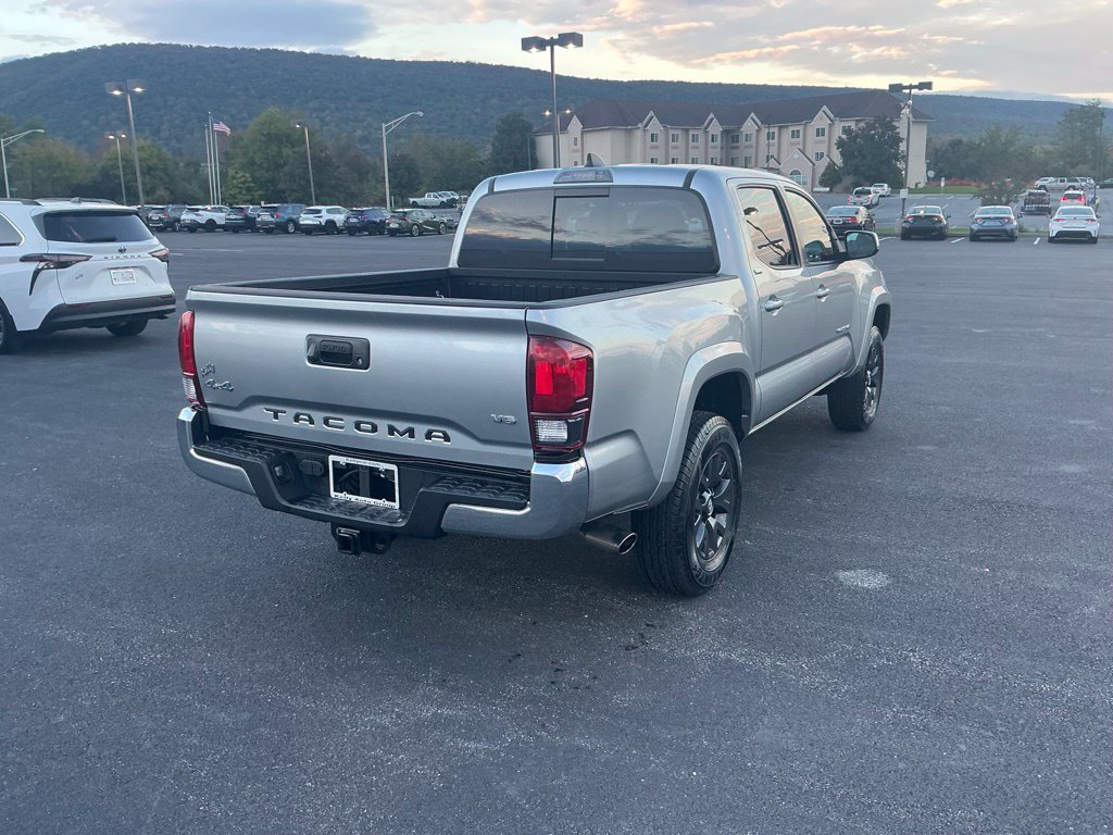 Certified 2023 Toyota Tacoma SR5 AWD/4WD image 7