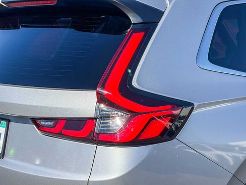 Used 2023 Honda CR-V Sport image 9