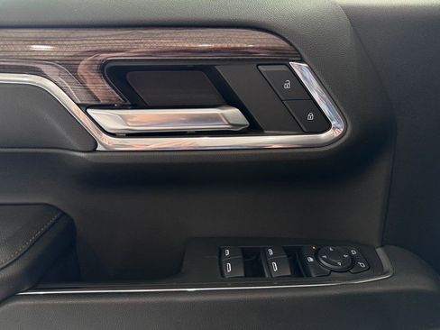 Certified 2024 Chevrolet Silverado 1500 RST AWD/4WD image 25