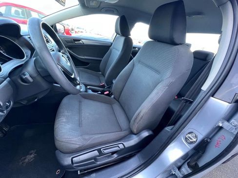 Used 2015 Volkswagen Jetta SE image 11