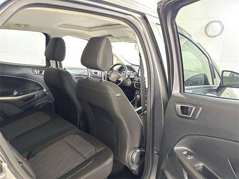 Used 2019 Ford EcoSport SE w/ SE Convenience Package image 31