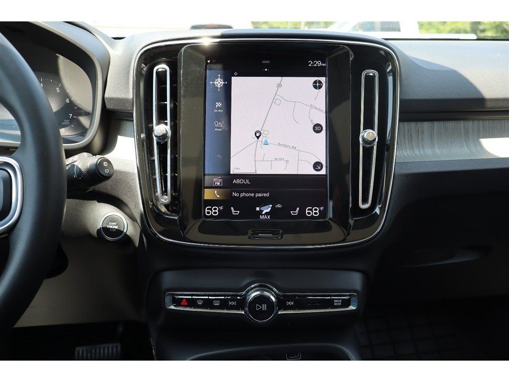 Used 2022 Volvo XC40 T5 Inscription AWD/4WD image 24