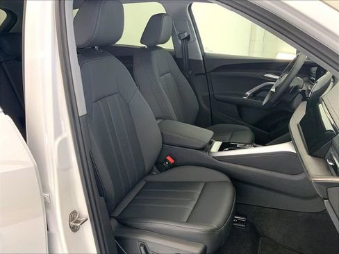 New 2025 Audi Q5 Premium image 9