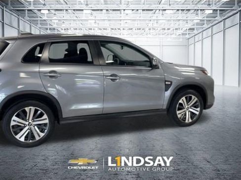 Used 2024 Mitsubishi Outlander Sport AWD image 2