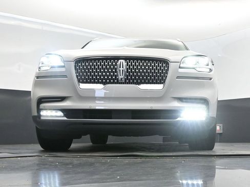 Used 2023 Lincoln Aviator Reserve w/ Equipment Group 201A image 49