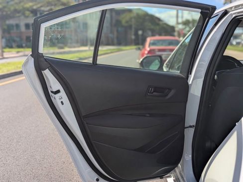 Used 2024 Toyota Corolla LE image 9