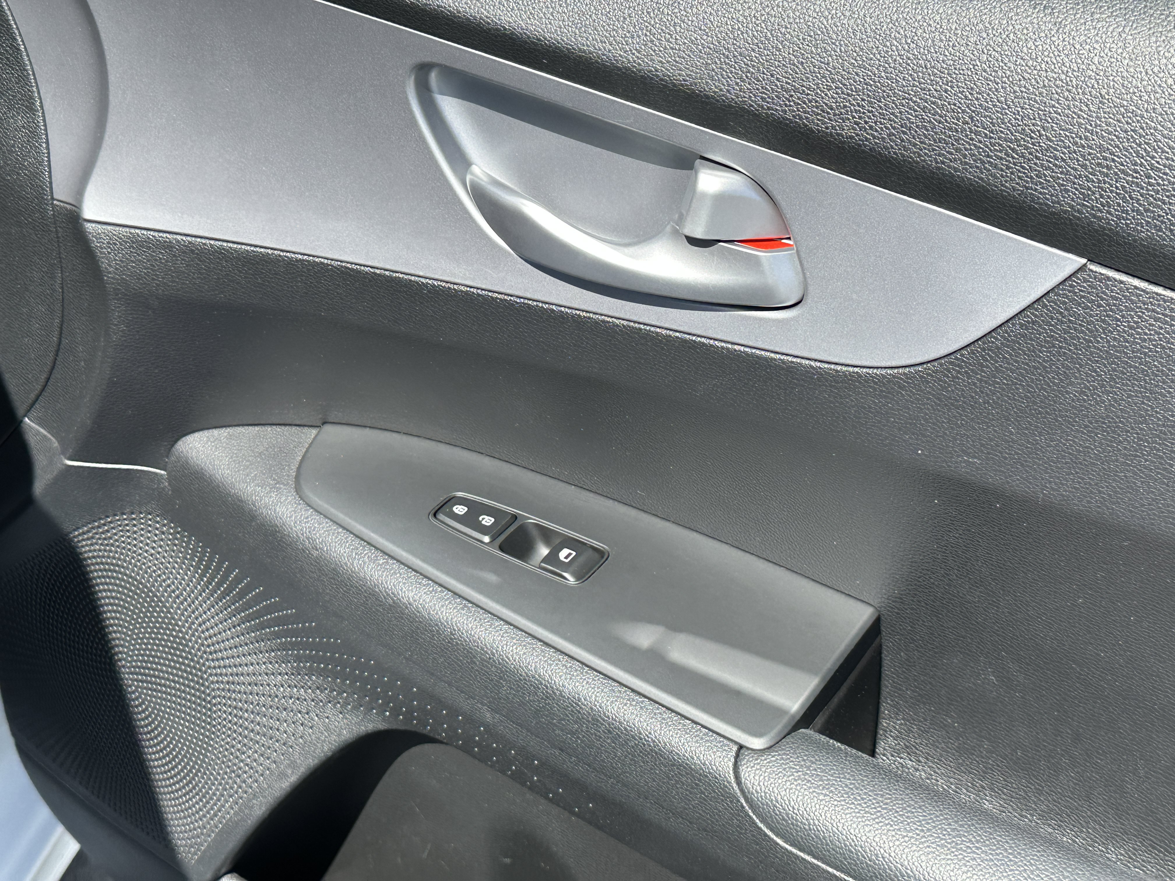 Certified 2023 Kia Forte LXS FWD image 18