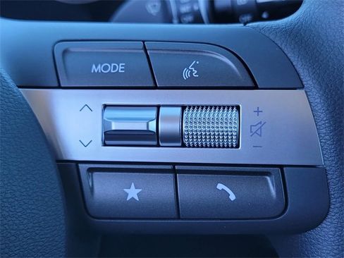 New 2026 Hyundai Kona SE image 9