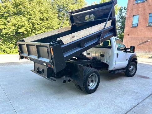 Used 2016 Ford F550 2WD Regular Cab Super Duty image 10
