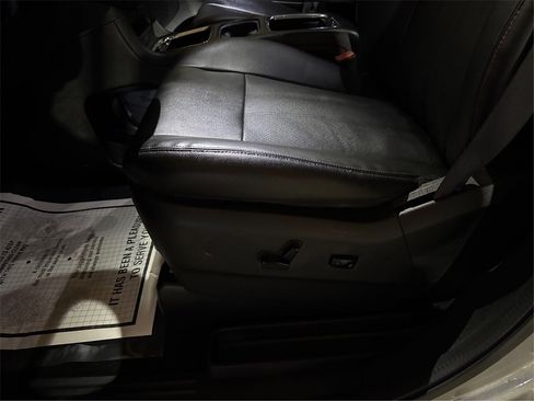 Used 2017 Dodge Grand Caravan GT image 40