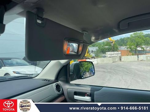Used 2019 Toyota Tundra Limited w/ Limited Premium Package AWD/4WD image 33