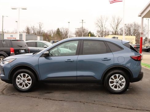 Used 2025 Ford Escape Active w/ Cold Weather Package AWD/4WD image 8