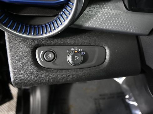 New 2026 Chevrolet Trax LT w/ Driver Confidence Package FWD image 23