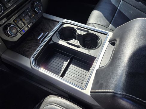 Used 2017 Ford F250 Lariat w/ Lariat Ultimate Package image 23