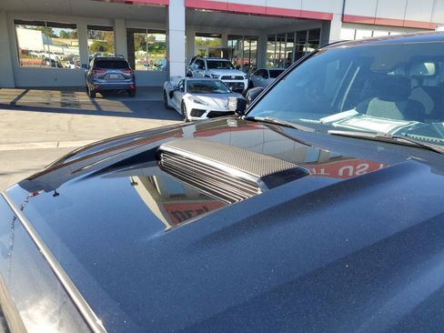 Used 2023 Toyota Tacoma TRD Sport image 9