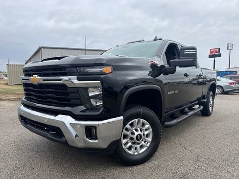 New 2026 Chevrolet Silverado 2500 LT w/ Safety Package AWD/4WD image 1