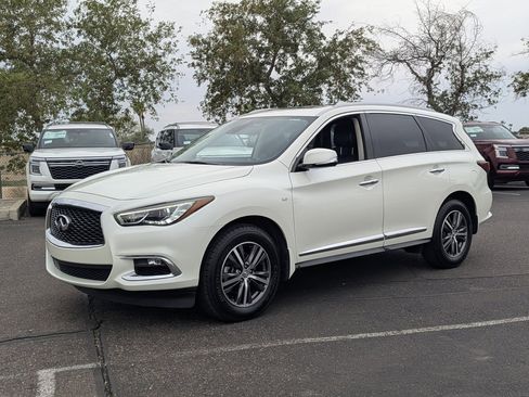 Certified 2019 INFINITI QX60 Luxe image 2