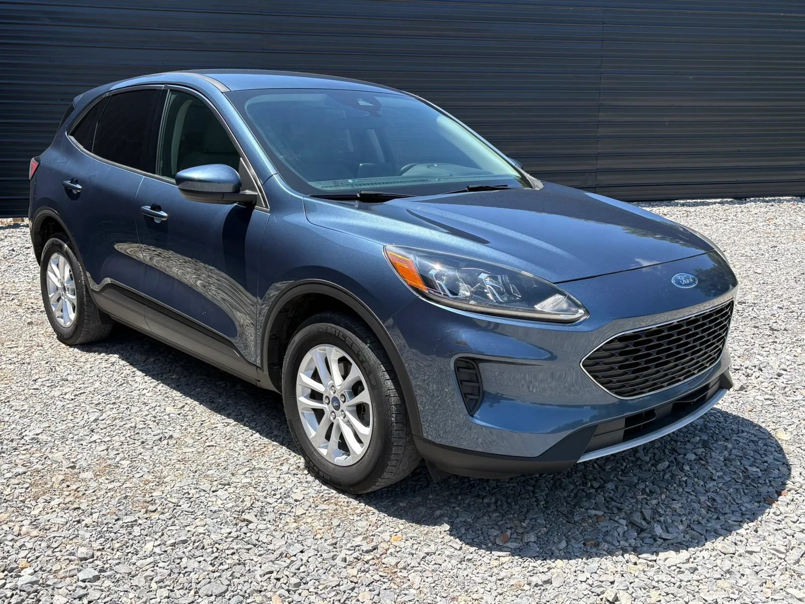 Used 2020 Ford Escape SE AWD/4WD image 3