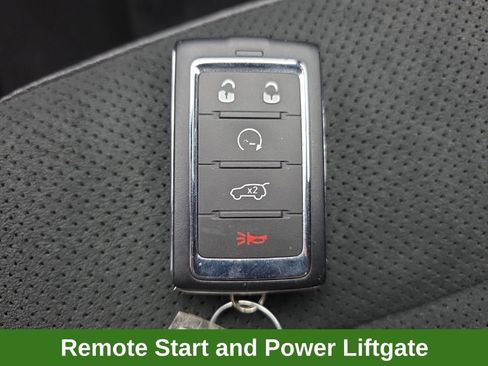 Used 2025 Jeep Grand Cherokee Altitude AWD/4WD image 51