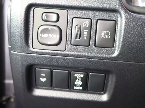 Used 2020 Toyota 4Runner SR5 Premium w/ Moonroof Package AWD/4WD image 34