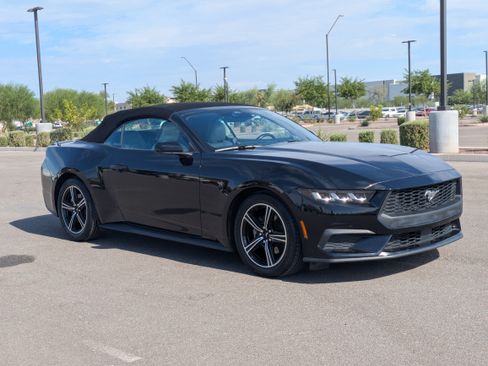 Used 2024 Ford Mustang Premium RWD image 7