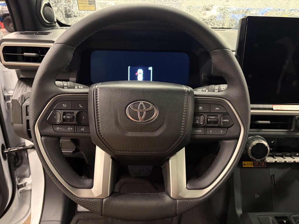 Used 2026 Toyota 4Runner Platinum AWD/4WD image 23