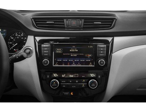 Used 2022 Nissan Rogue Sport SL w/ Premium Package AWD/4WD image 7