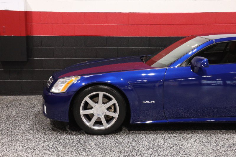 Used 2006 Cadillac XLR RWD image 21