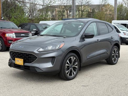 Certified 2022 Ford Escape SE w/ SE Sport Appearance Package AWD/4WD image 12