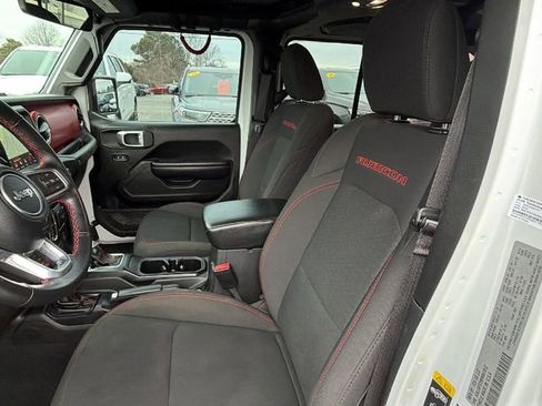 Used 2021 Jeep Wrangler Unlimited Rubicon w/ Xtreme Recon 35" Tire Package image 14