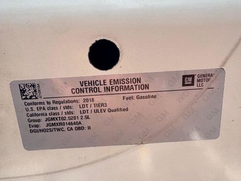 Used 2018 GMC Acadia SLE FWD image 31