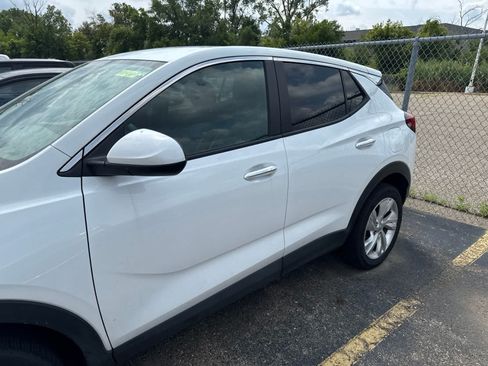 Used 2025 Buick Encore GX Preferred AWD/4WD image 15