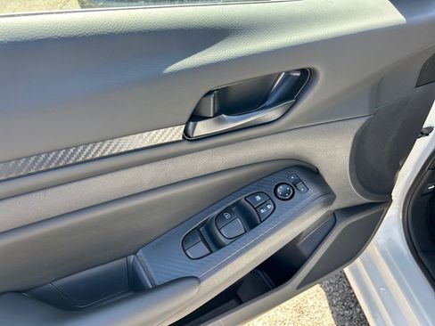 New 2025 Nissan Altima 2.5 S image 7