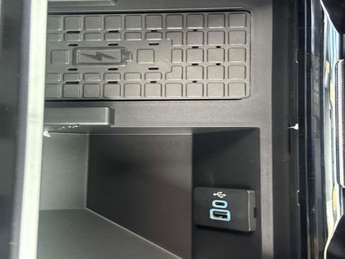 New 2026 Ford F250 Lariat w/ Lariat Ultimate Package image 24