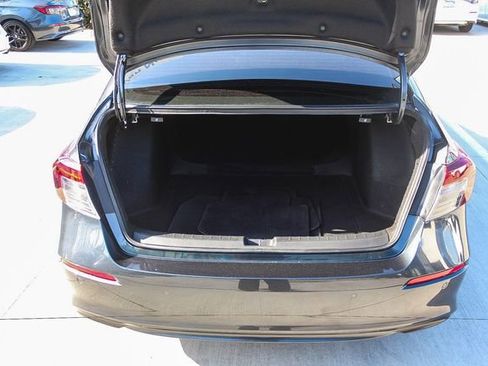 Used 2025 Honda Civic Sport image 39