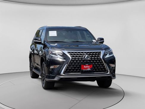 Used 2023 Lexus GX 460 Luxury w/ Sport Design Package AWD/4WD image 4