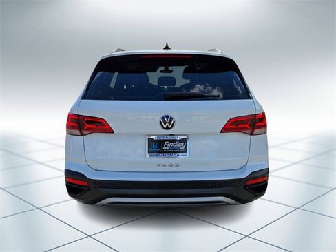 Used 2023 Volkswagen Taos S image 5