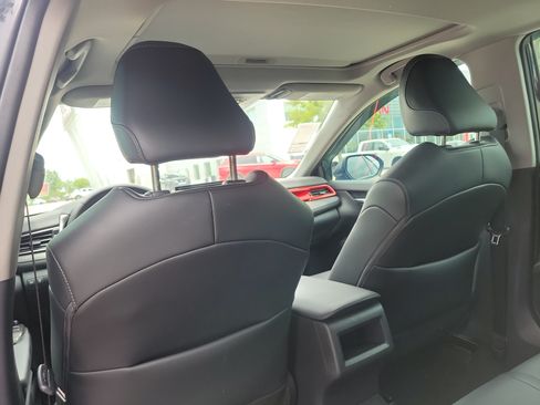 Used 2024 Toyota Camry SE w/ Convenience Package FWD image 19