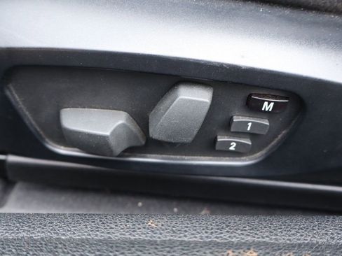 Used 2010 BMW 135i Convertible image 22