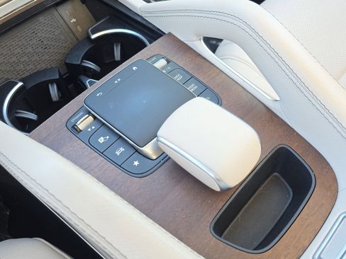 Certified 2024 Mercedes-Benz GLE 450 4MATIC image 25