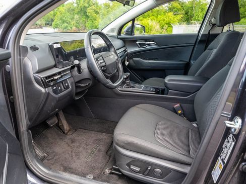 Used 2026 Kia Sportage LX w/ LX Convenience Package FWD image 18