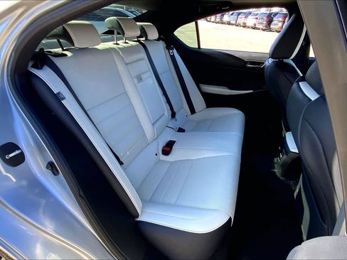 Used 2022 Lexus IS 350 F Sport image 17