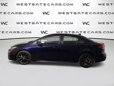 Used 2023 Toyota Corolla SE FWD image 5