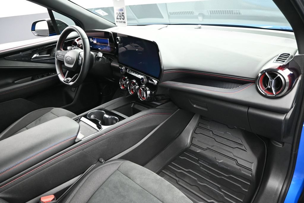 Used 2024 Chevrolet Blazer EV RS AWD/4WD image 25