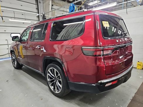 Used 2024 Jeep Wagoneer Series III w/ Premium Group I AWD/4WD image 19