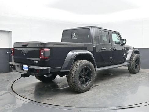 Used 2023 Jeep Gladiator Overland AWD/4WD image 10